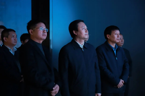 ͭ����ί����ǡ��г�������һ�е��к��˹��ʴ���ͭ�ʣ��������壩��ҵ����