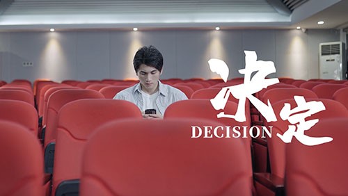 ���ѡ�� ����ױ����ΰ���� | ���˹��ʴ���2024��ȫ��У������Ƭ