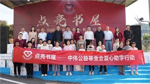 �������� �������� �������˹��ʴ�������������˫������ƶ��ѧ������35��Ԫ��������