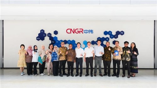 ӡ���ܿ�����˹��ʴ���������� Я�ֺ��ϴ�ѧ���ؿ����ѧ����ƪ